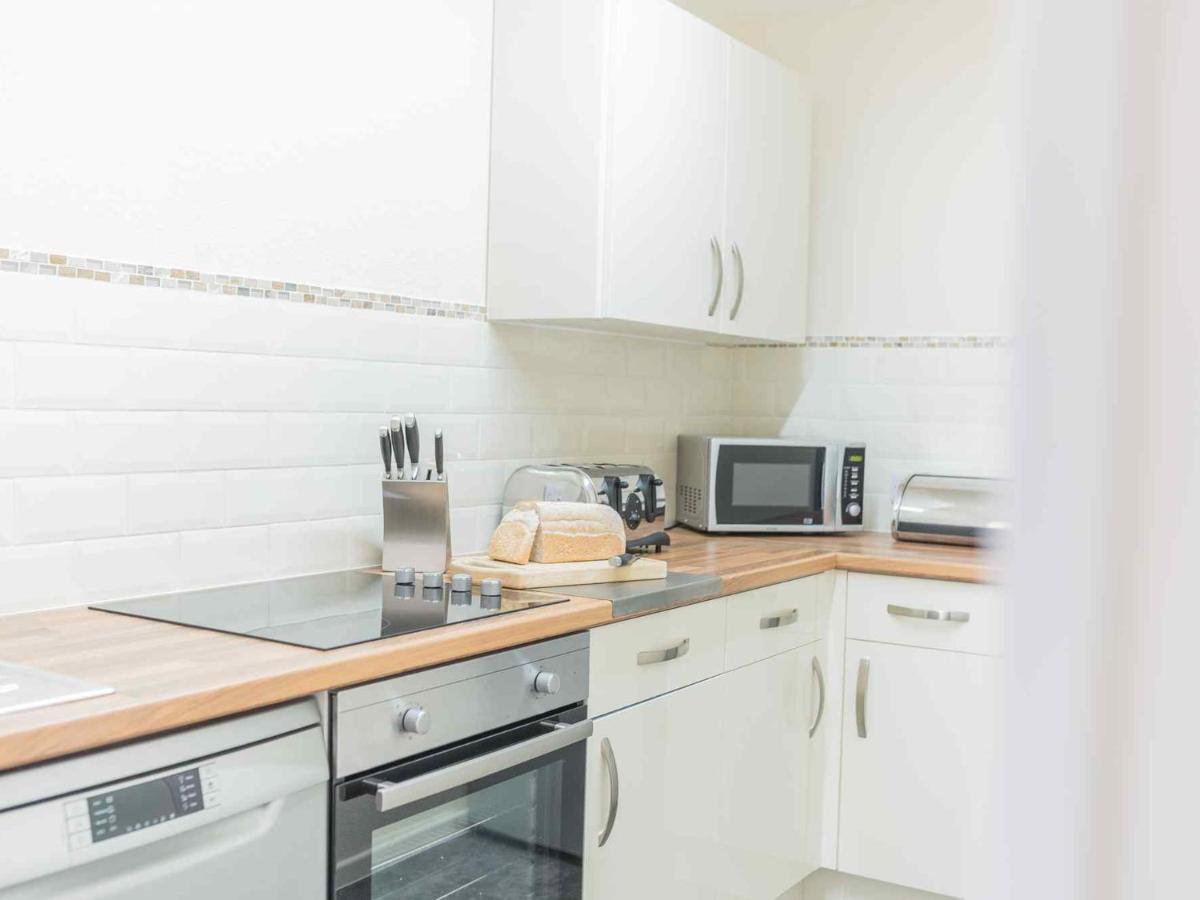 Pass The Keys Comfortable 3 Bed In Central Bowness With Parking Windermere Ngoại thất bức ảnh