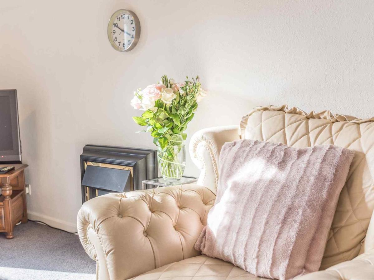 Pass The Keys Comfortable 3 Bed In Central Bowness With Parking Windermere Ngoại thất bức ảnh