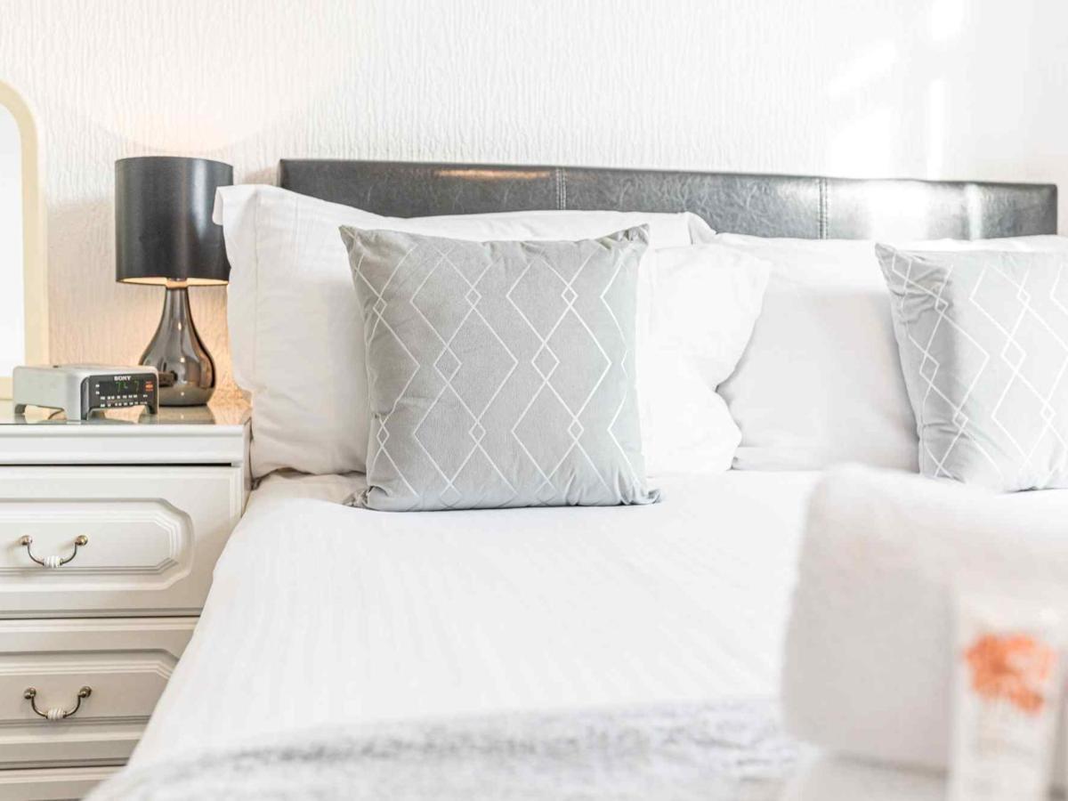 Pass The Keys Comfortable 3 Bed In Central Bowness With Parking Windermere Ngoại thất bức ảnh