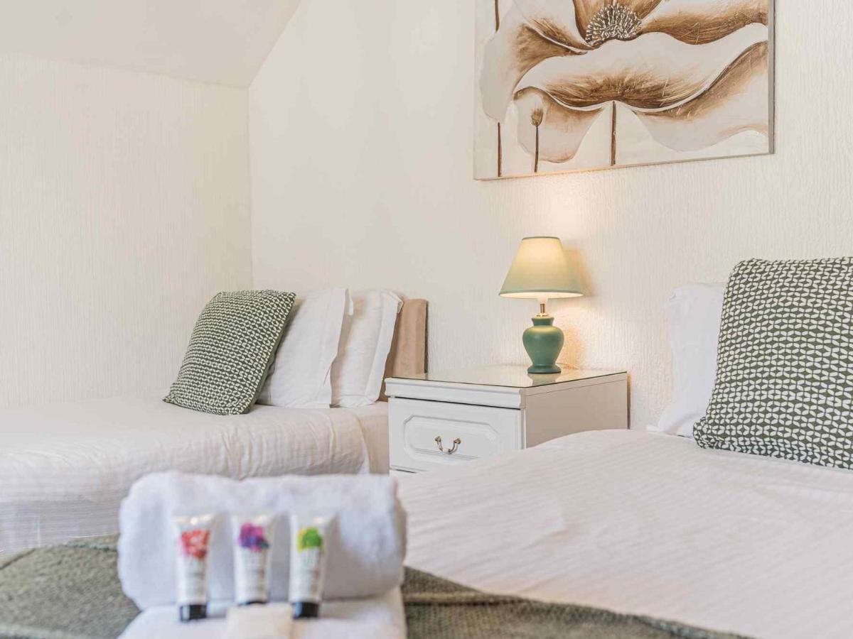 Pass The Keys Comfortable 3 Bed In Central Bowness With Parking Windermere Ngoại thất bức ảnh